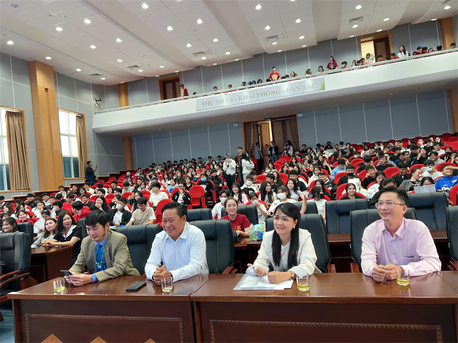 HỌC SINH KHỐI 12 NĂM HỌC 2024-2025 THAM QUAN, TRẢI NGHIỆM, HƯỚNG NGHIỆP TẠI THÀNH PHỐ ĐÀ LẠT